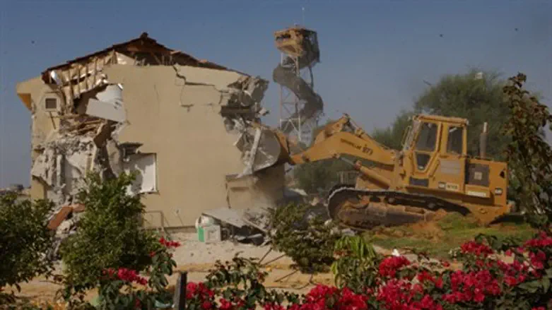 הרס בתי גוש קטיף