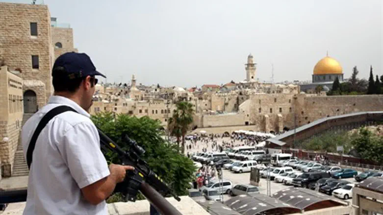 אבטחה בעיר העתיקה. צילום ארכיון