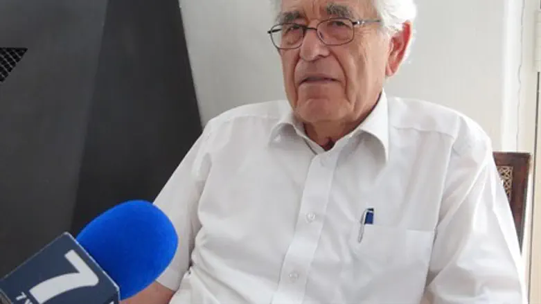 Профессор Моше Шарон