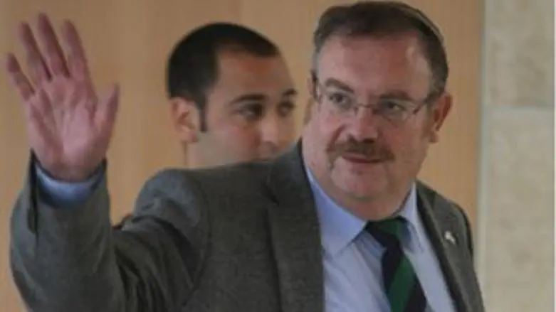 ייעדר מההצבעה. השר הרשקוביץ.