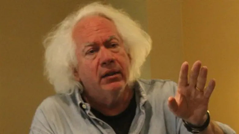 מודאג מהעתיד. ויזלטיר