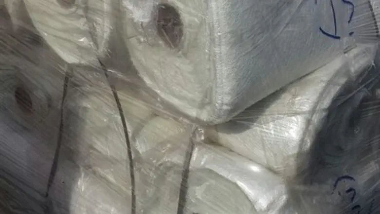 גלילי הפיברגלס שנתפסו