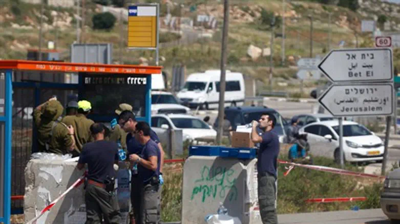 כוחות הביטחון לאחר פיגוע קודם בצומת תפוח