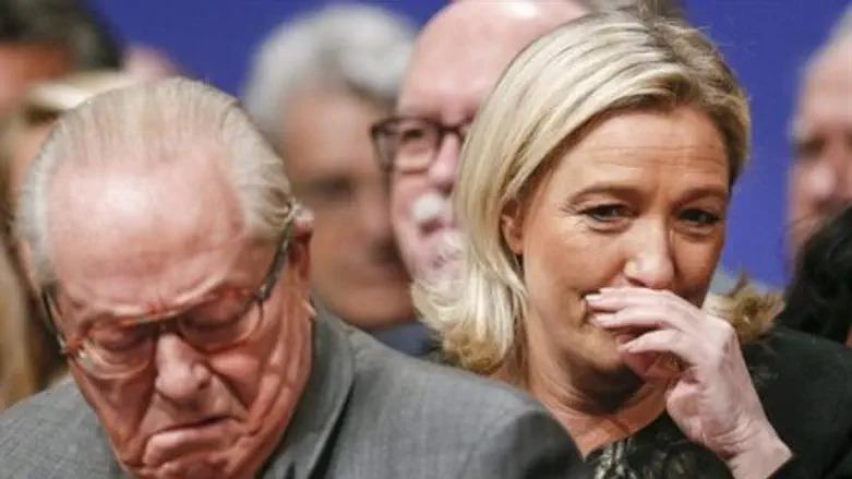 Jean Marie (L) and Marine Le Pen