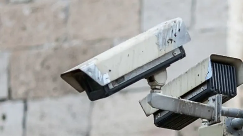 מצלמת אבטחה
