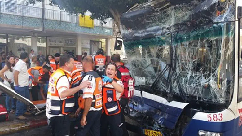 38 פצועים קל בתאונת דרכים