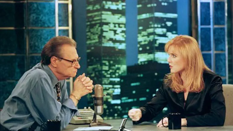 האם יצליח 'ידיעות אחרונות' לשכנע את העיתונאי הוותיק שמצבנו מעולם לא היה רע יותר? לארי קינג