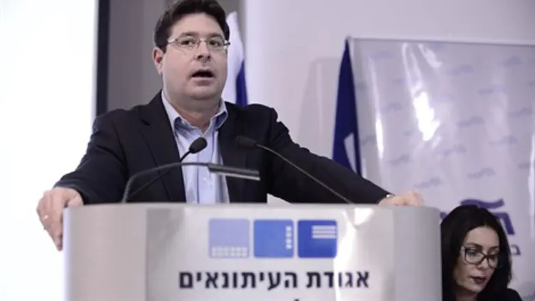 הסכמות. אקוניס