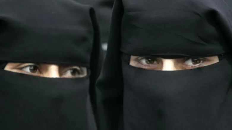 Muslim veil
