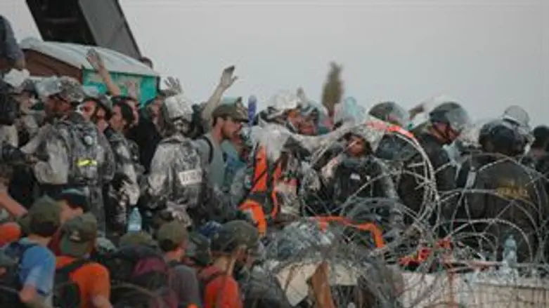 הגג בכפר דרום