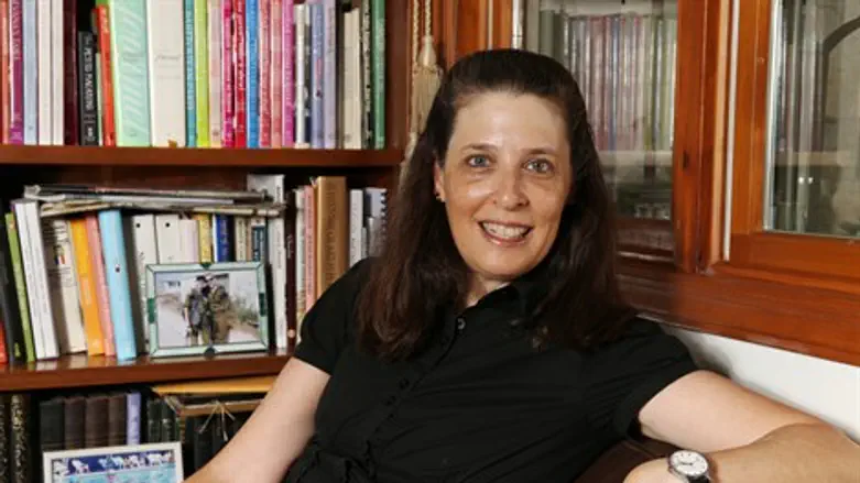 יפה (ליסה) שמידמן