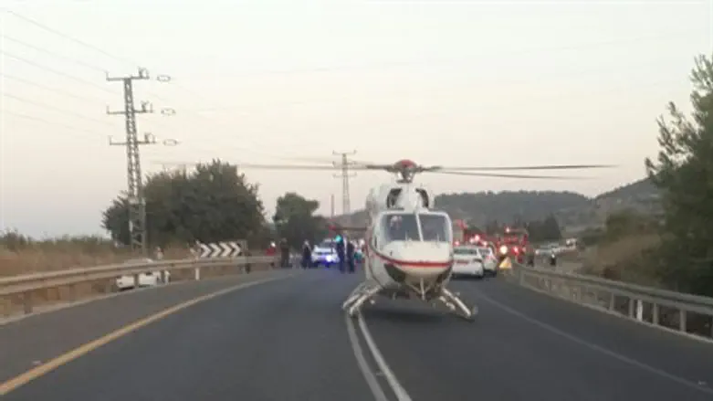 פינוי הפצועים באמצעות מסוק מד"א