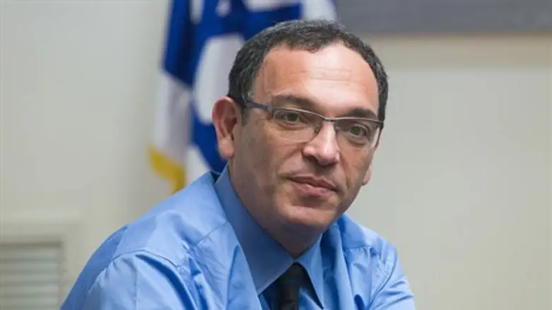הרב שי פירון