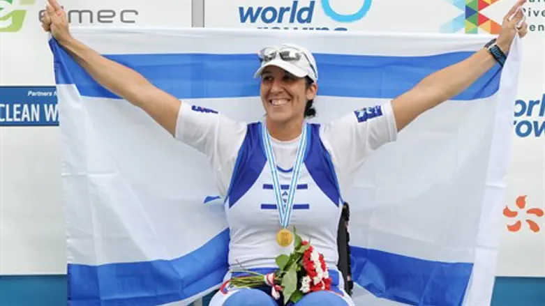 מורן סמואל. אלופת העולם בחתירה