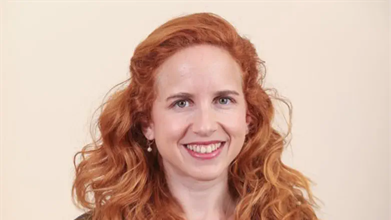 איפה בנט. סתיו שפיר