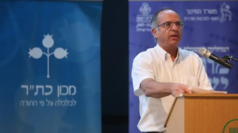 סולברג בכנס