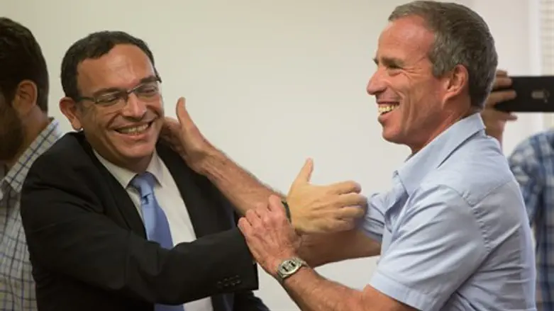 פרישתו של פירון אינה החטא, היא העונש. שי פירון עם מחליפו, אלעזר שטרן