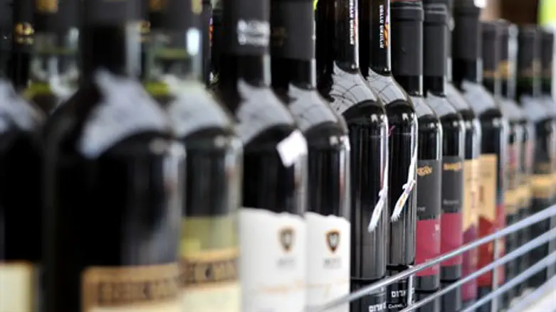 בקבוקי יין. אילוסטרציה