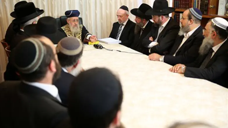 הדיינים אצל הראשל"צ