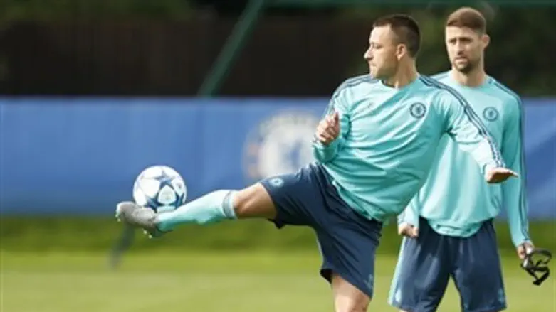 ג'ון טרי. קפטן הבלוז. ינצח את הצהובים?