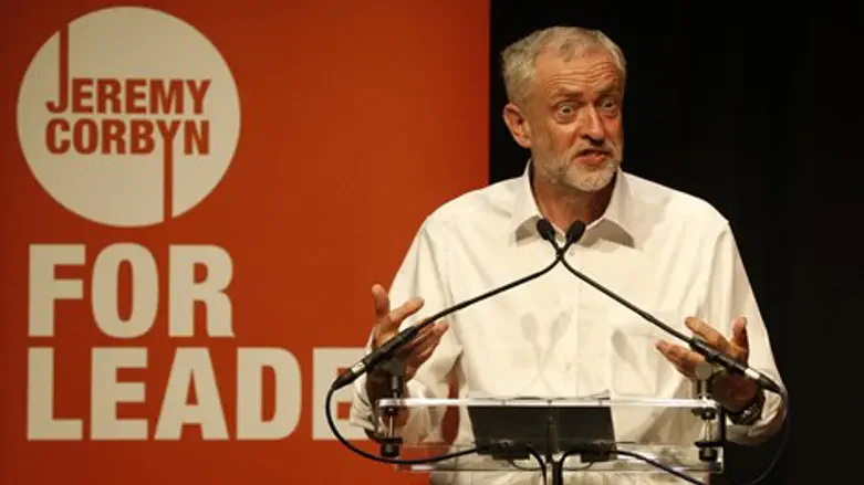מיודד עם החיזבאללה והחמאס, מצדיע לפוטין. ג'רמי קורבין, המנהיג החדש של הלייבור בבריטניה