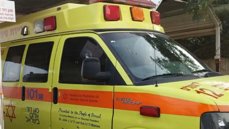 ניידת טיפול נמרץ