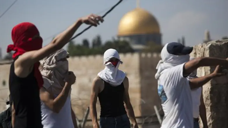 Arab rioters in Jerusalem (file)