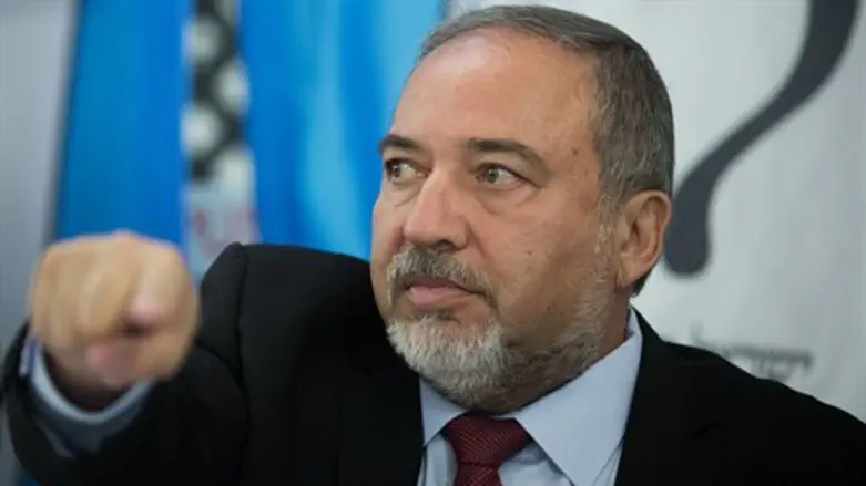 Авигдор Либерман