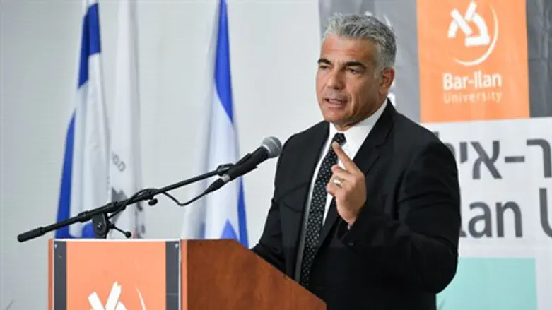 יאיר לפיד בבר אילן