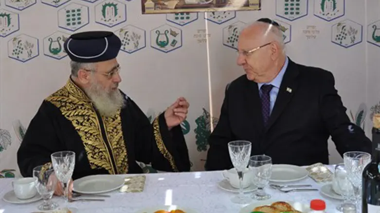 הנשיא בסוכת הראשון לציון