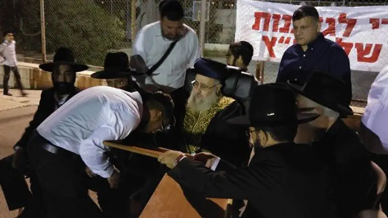 הרב יוסף באירוע ההקפות