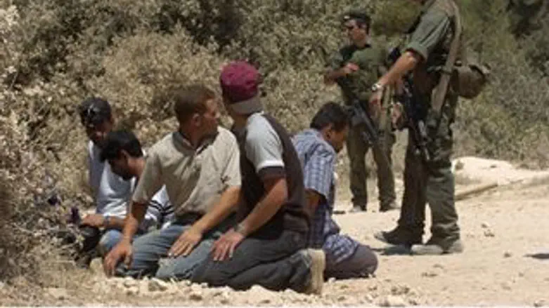 לכידת שב"חים. ארכיון