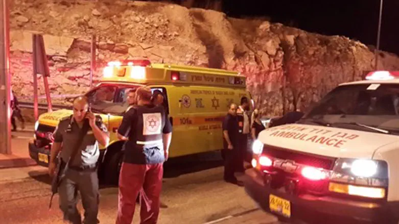 המקום בו אירע ניסיון פיגוע הדקירה, סמוך למחסום