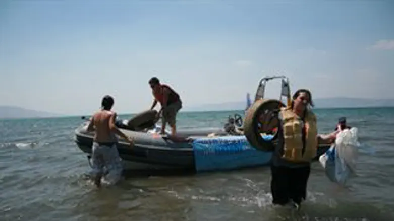 בני הנוער במבצע הניקיון