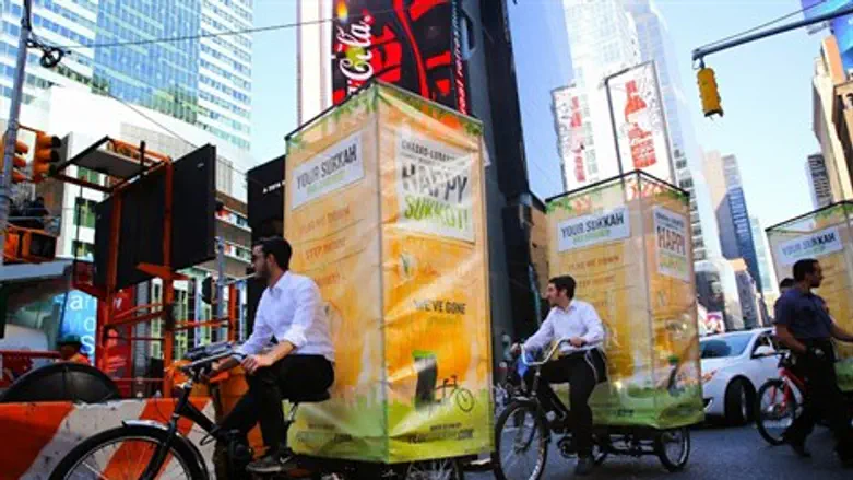 Chabad mitzvah cycles in Times Square