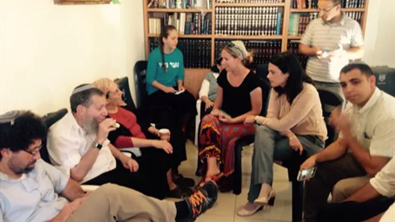 Shaked at Henkin shiva house