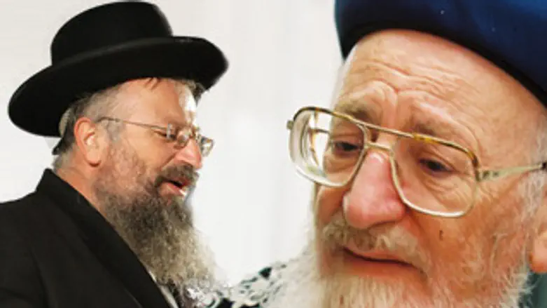 הרב אליהו ובנו