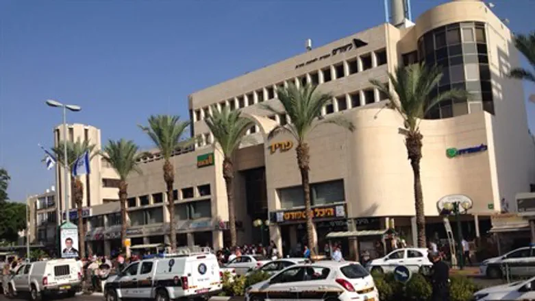 Scene of Raanana stabbing attack
