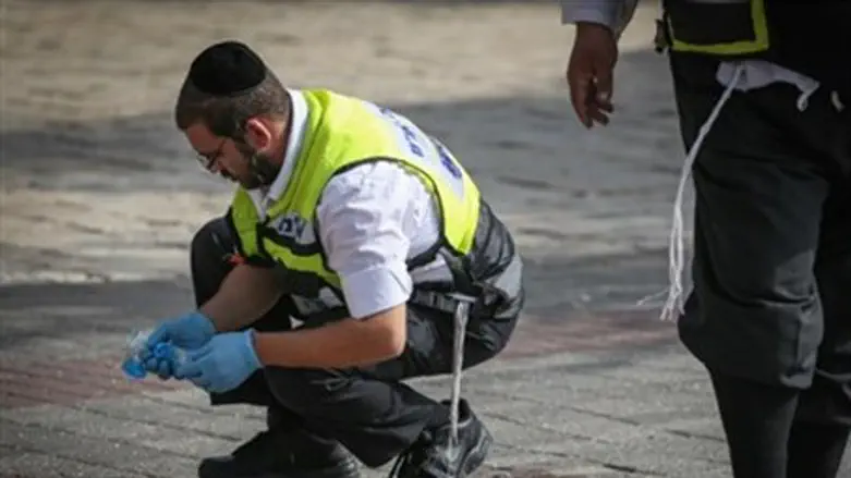 Медик на месте теракта (Архив)