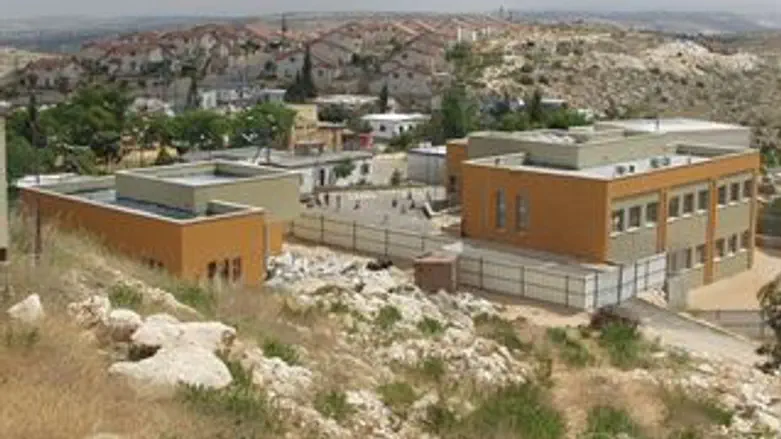 בית הספר בפדואל