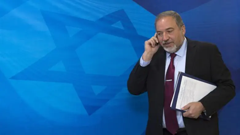 הקאמבק בכפוף להחלטות המערכת המשפטית. אביגדור ליברמן