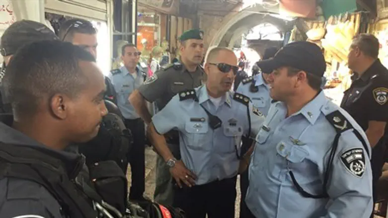 Моше Эдри в Старом городе Иерусалима