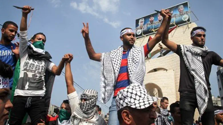 Арабская радость после теракта (Иллюстрация)