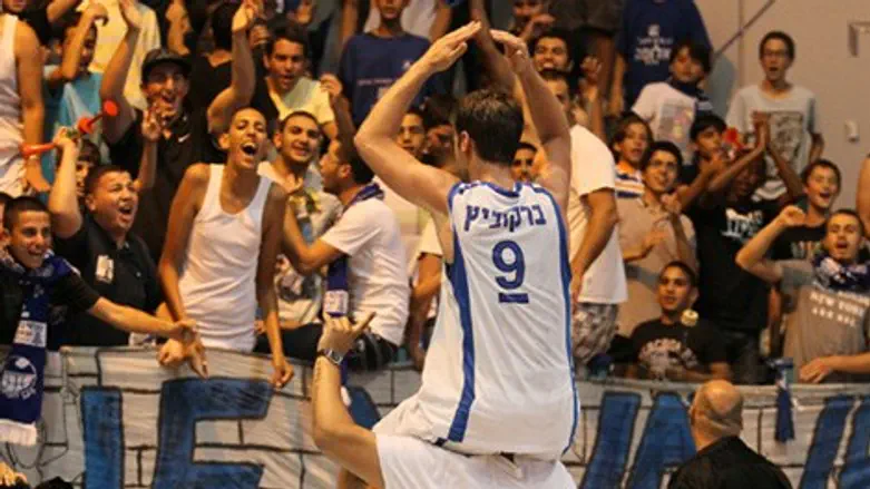 ברקוביץ'. שוב יחגוג על הצהובים מתל אביב?