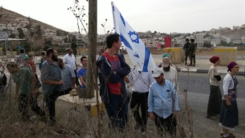 Protest at Al Fawar Junction