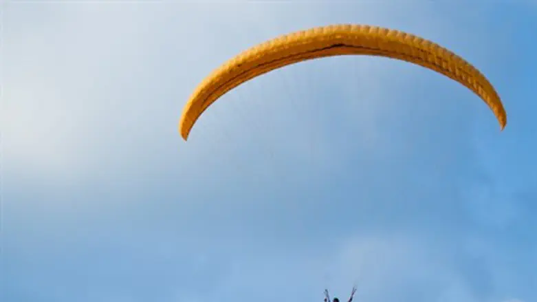 Парапланерист (Иллюстрация)