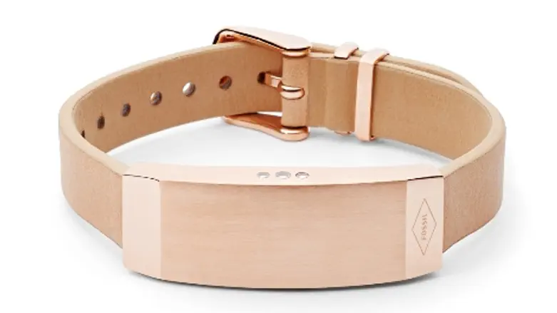 Q Dreamer של Fossil - עוברת לדיגיטלי