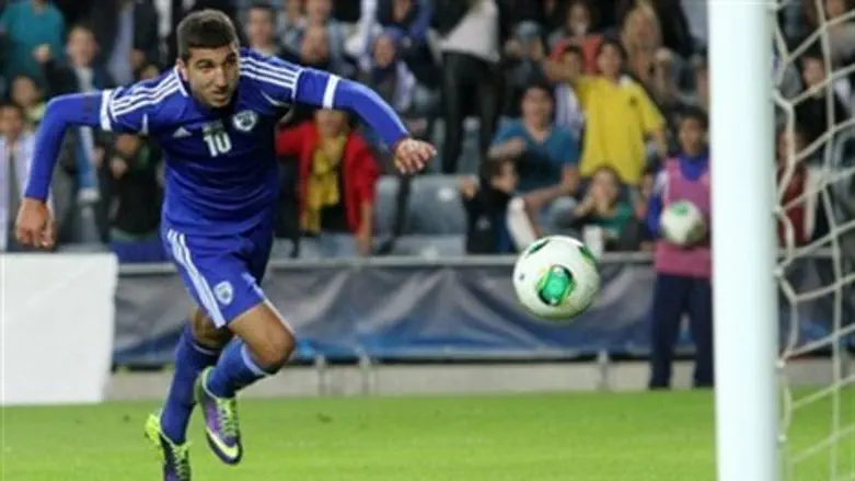 דאבור בדרך לשער. לא ניתן לעצירה