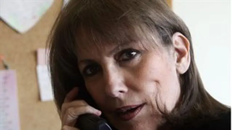 מחמיאה. לבנת