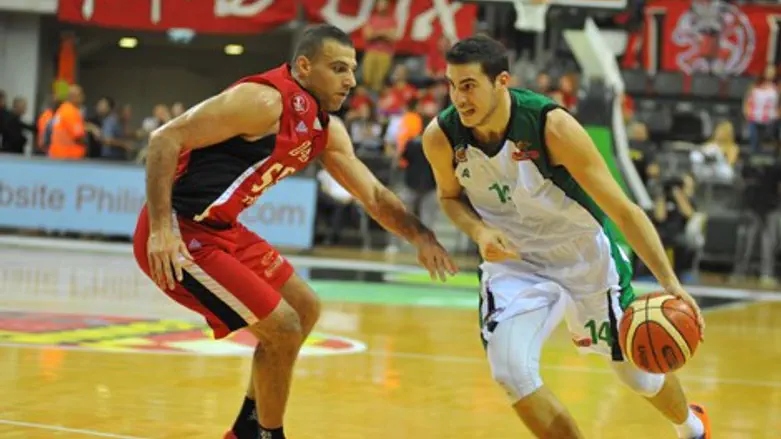 עוז בלייזר (בירוק). הישראלים לא נופלים ברמתם